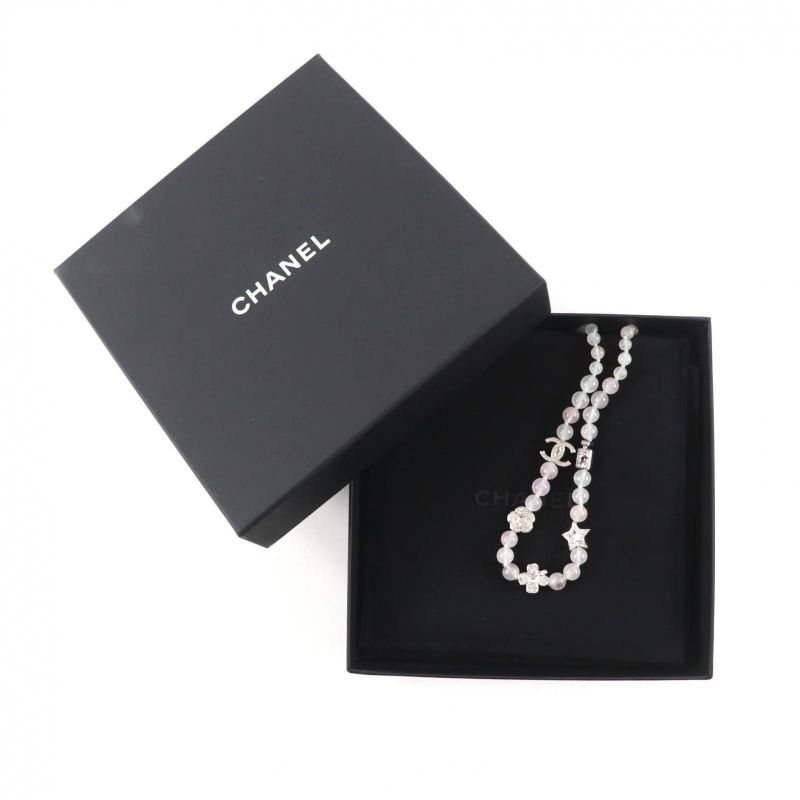Chanel 2025 B25 P Natural Stone Rhinestone Necklace White Pink Silver — view 3