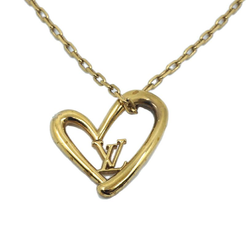 Louis Vuitton Collier Heart Foreign Love Necklace Gold — view 3