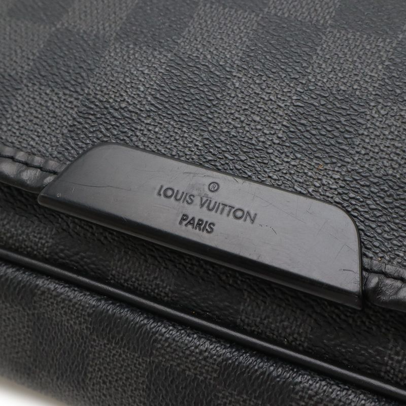 Louis Vuitton Damier Graphite Daniel MM Messenger Bag Shoulder Crossbody
