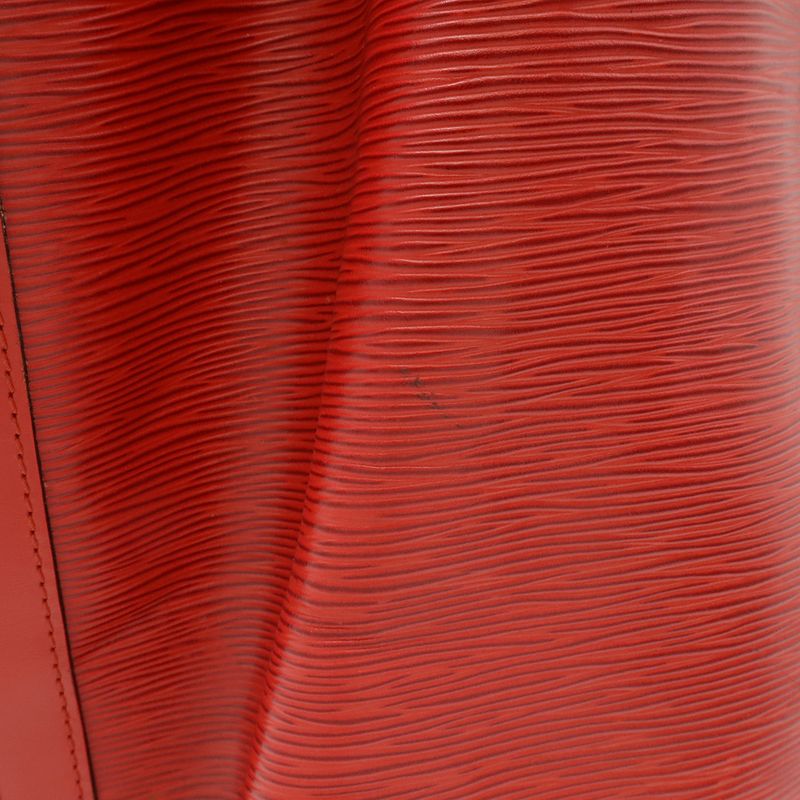 Louis Vuitton Epi Noe Shoulder Bag One Leather — view 5