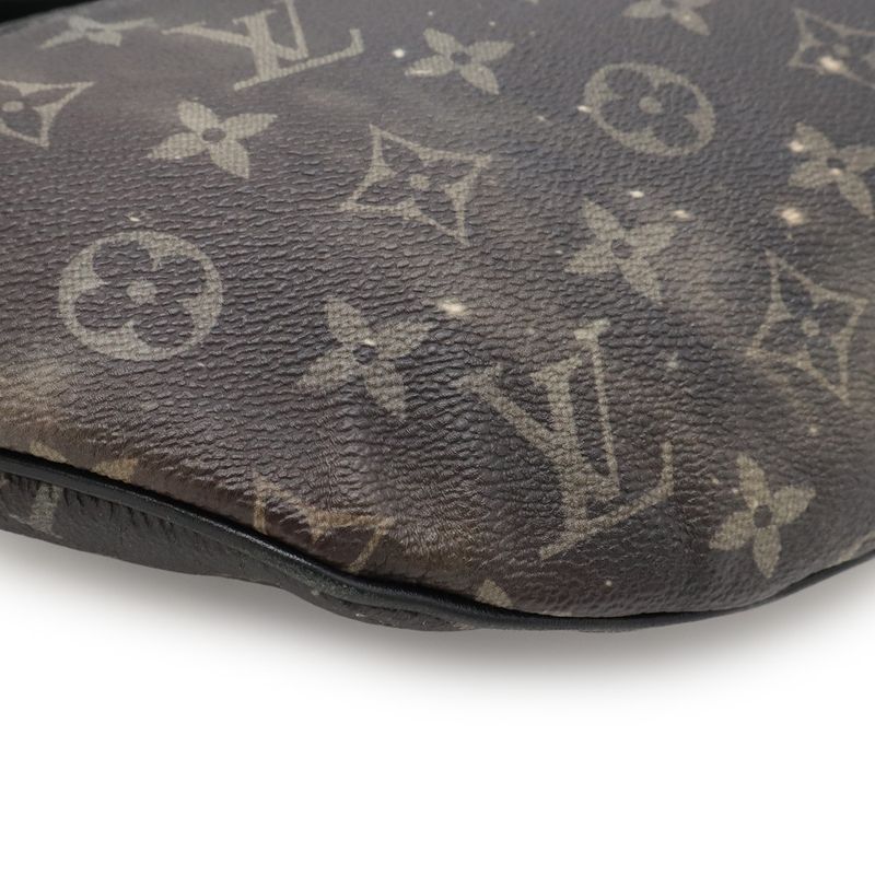 Louis Vuitton Monogram Galaxy Discovery Bum Bag Body Waist Pouch — view 4