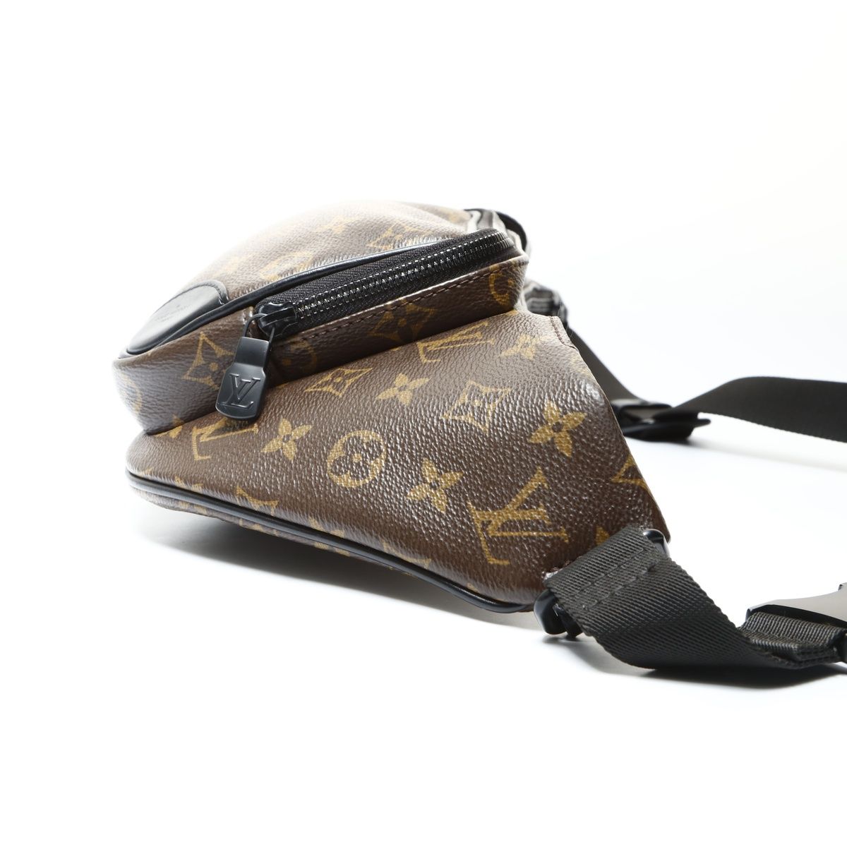 Louis Vuitton Shoulder Bag Monogram Macassar — view 4