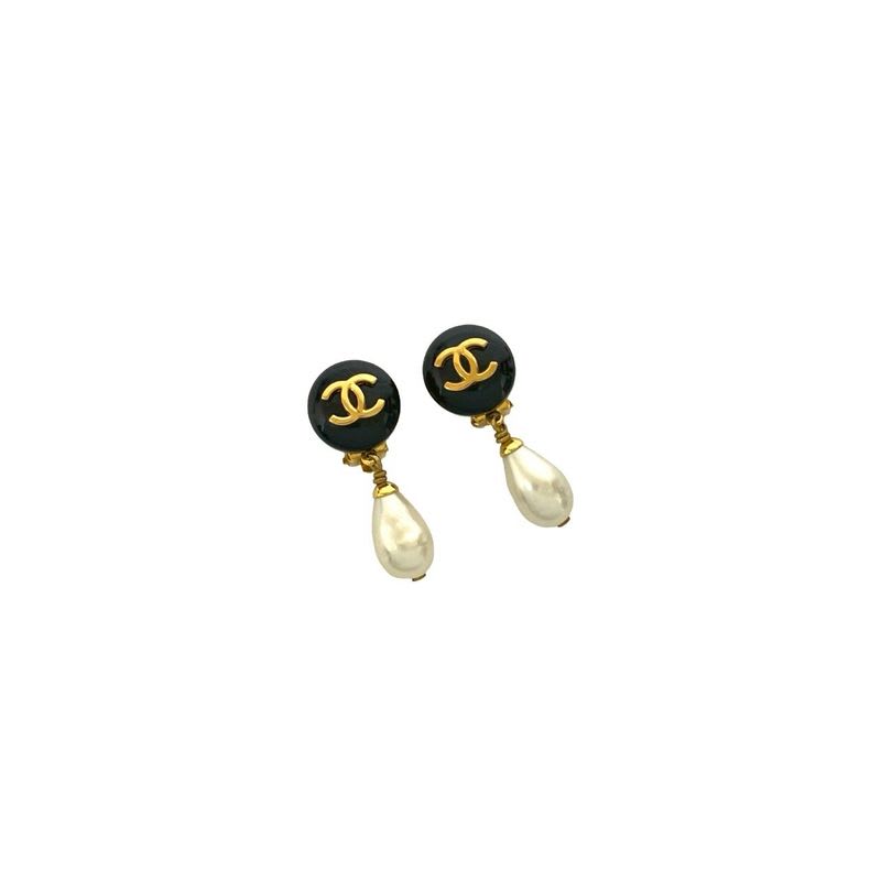 Chanel Vintage Coco Mark GP Faux Pearl Earrings Ear Cuff Accessory 96P — view 4
