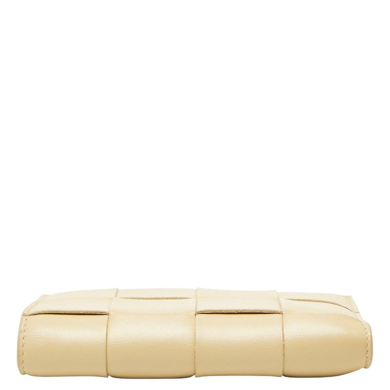 Bottega Veneta Maxi Intrecciato Cassette Beige Leather — view 4