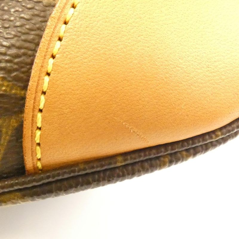 Louis Vuitton Monogram Boulogne 30 cm Shoulder Bag — view 4