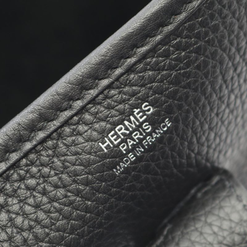 Hermes Shoulder Bag Evelyne 3 Trois PM Black Leather — view 5