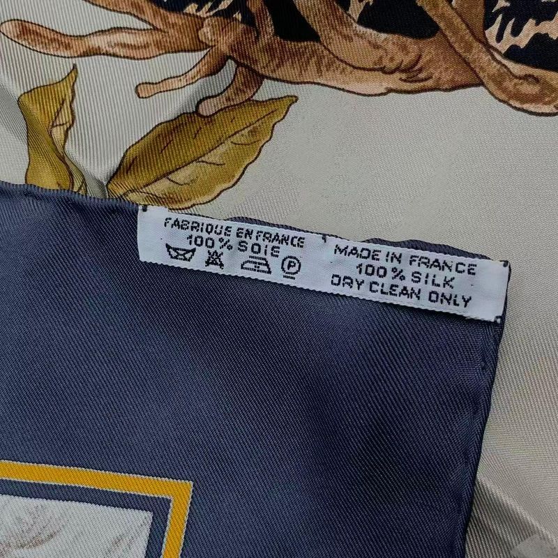 Hermes Scarf Silk Carre 90 Chasse Au BOIS Forest Hunting Gray — view 8