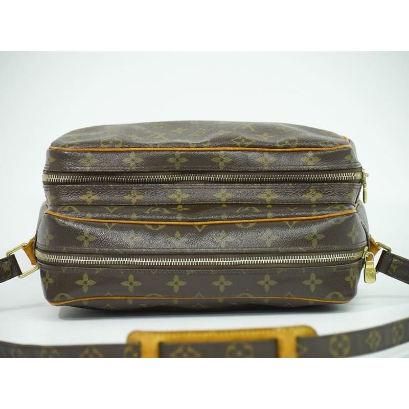 Louis Vuitton Nile Monogram Shoulder Bag Pochette Brown — view 6