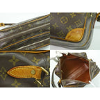 Louis Vuitton Nile Monogram Shoulder Bag Pochette Brown — view 8