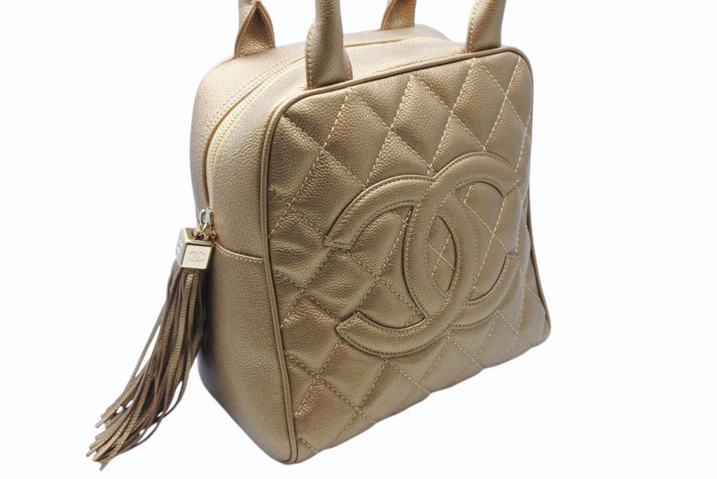 Chanel Handbag Caviar Leather CC Logo Fringe Gold — view 4