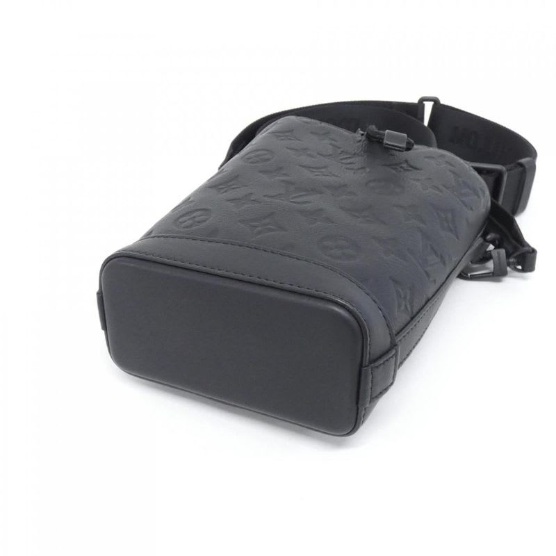 Louis Vuitton Monogram Shadow Noes Ring Shoulder Bag — view 4