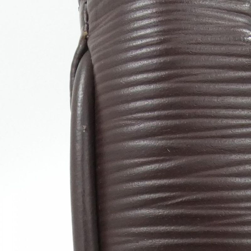 Louis Vuitton Epi Sarvanga M5898 D Shoulder Bag — view 7