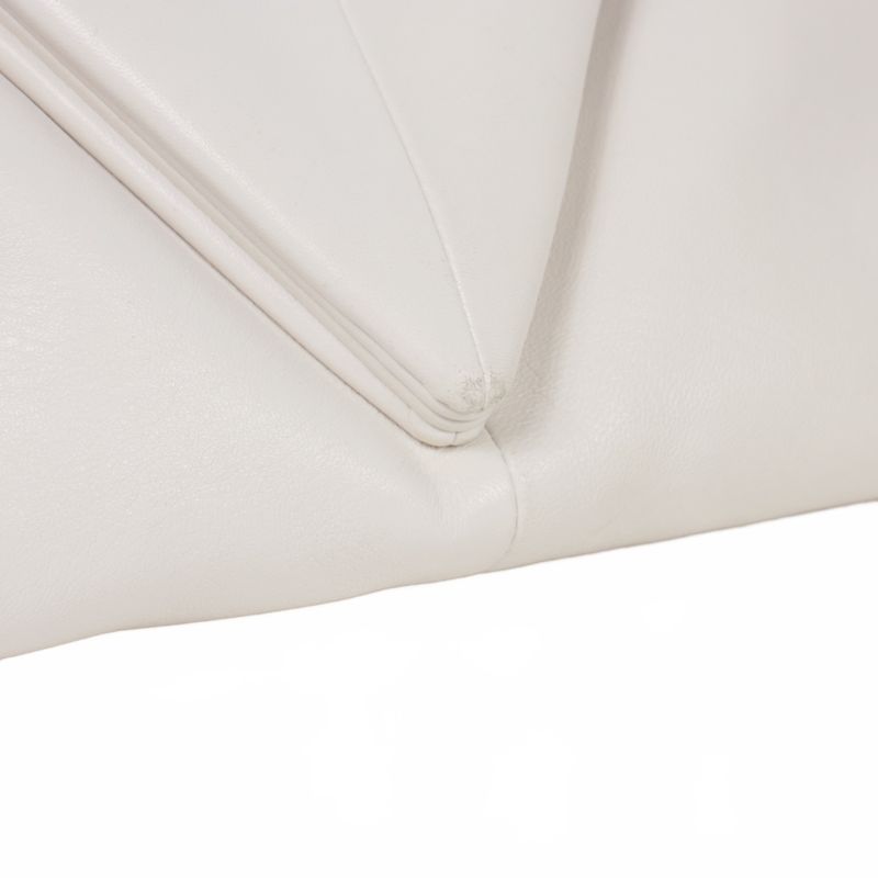 Bottega Veneta Triangle Clutch Bag Leather White — view 4