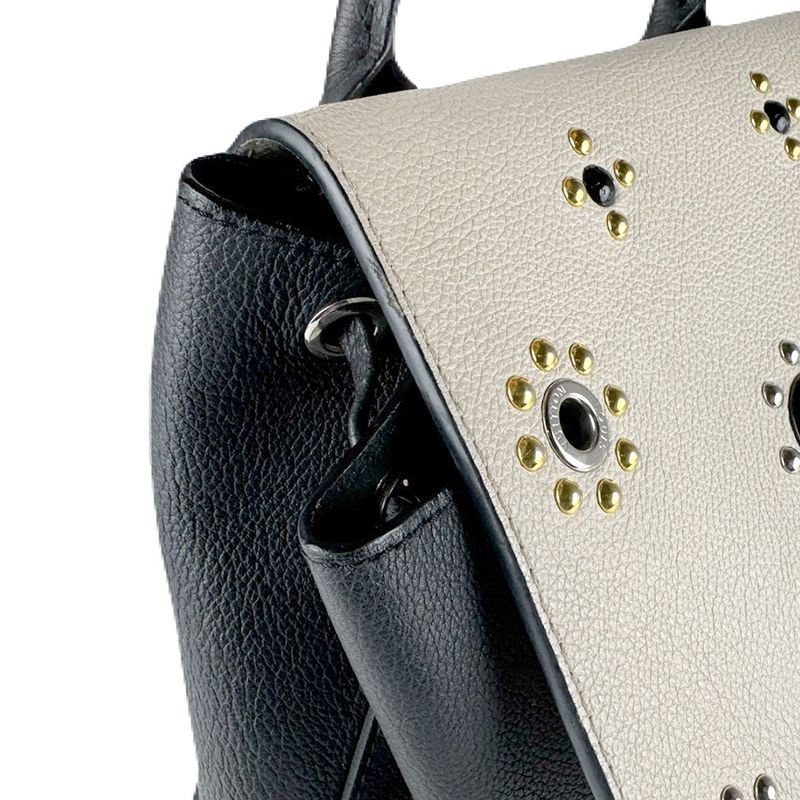 Louis Vuitton Rucksack Lock Me Backpack — view 7