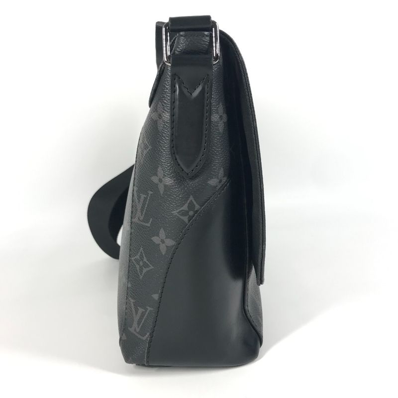Louis Vuitton Shoulder Bag Messenger Explorer PM Monogram Eclipse Canvas — view 4