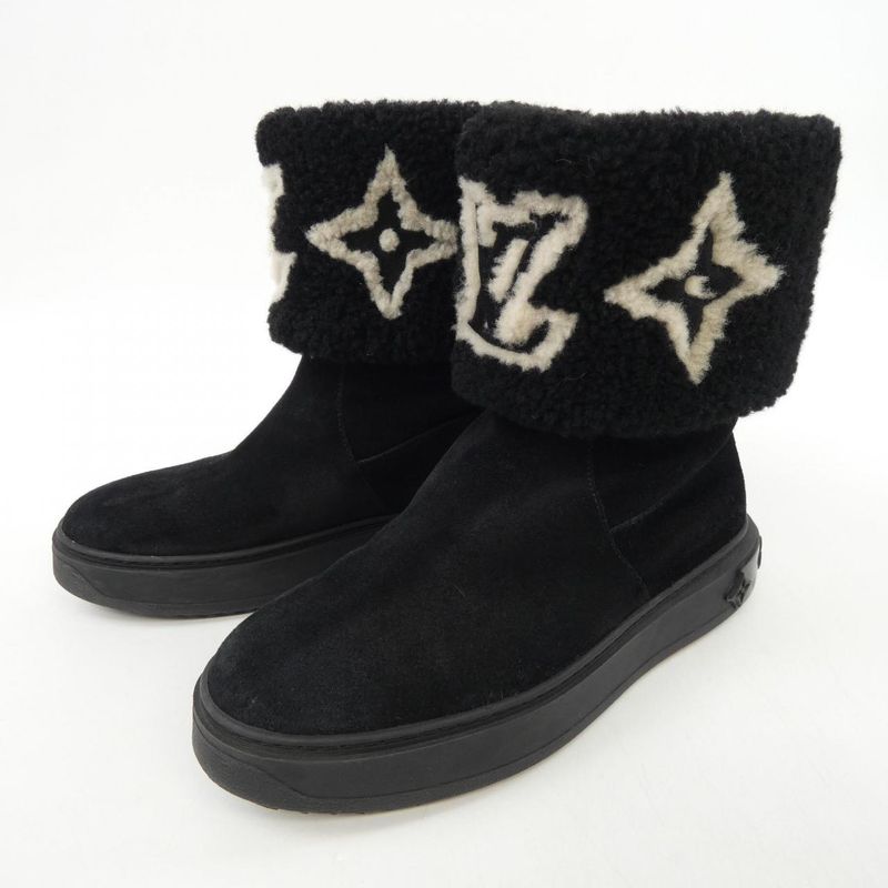 Louis Vuitton Logo Suede Snowdrop Line Boots — view 3