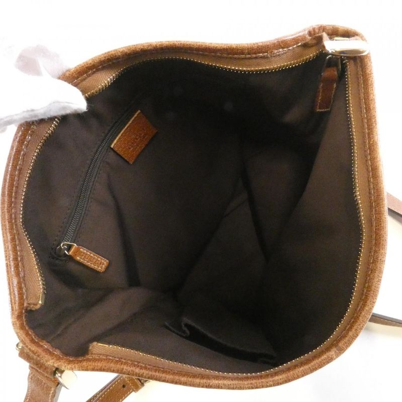 Gucci Shoulder Bag — view 7