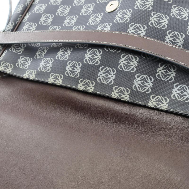 Loewe Shoulder Bag Anagram Navy Leather — view 8