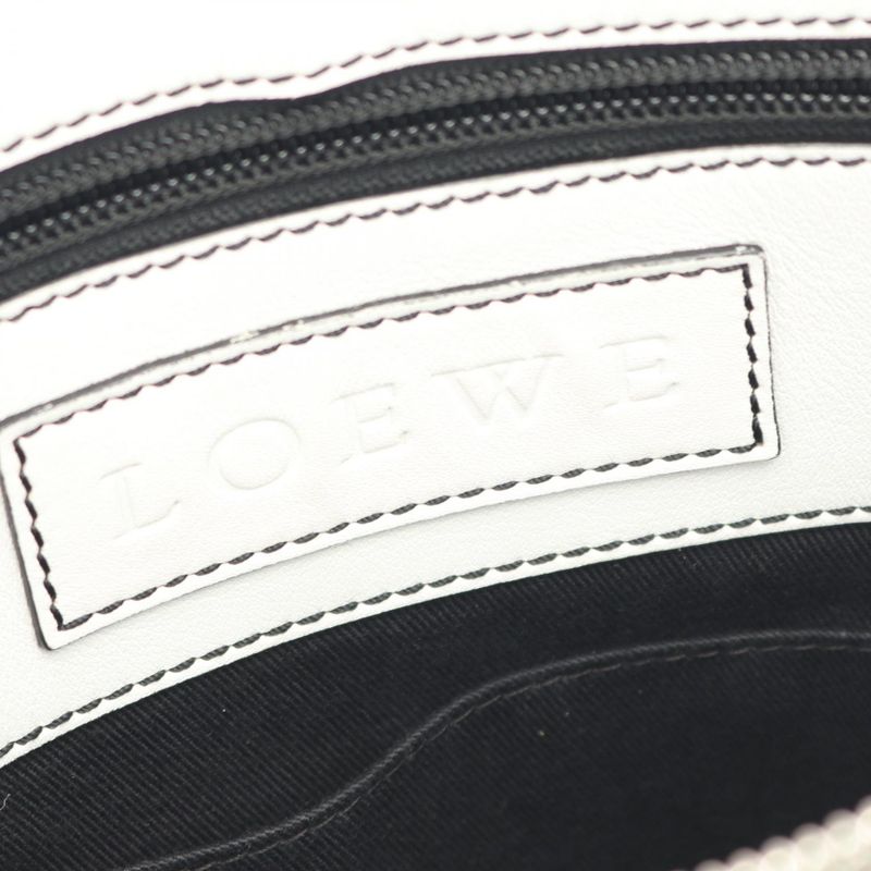 Loewe Shoulder Bag Anagram White Leather Repeat — view 5