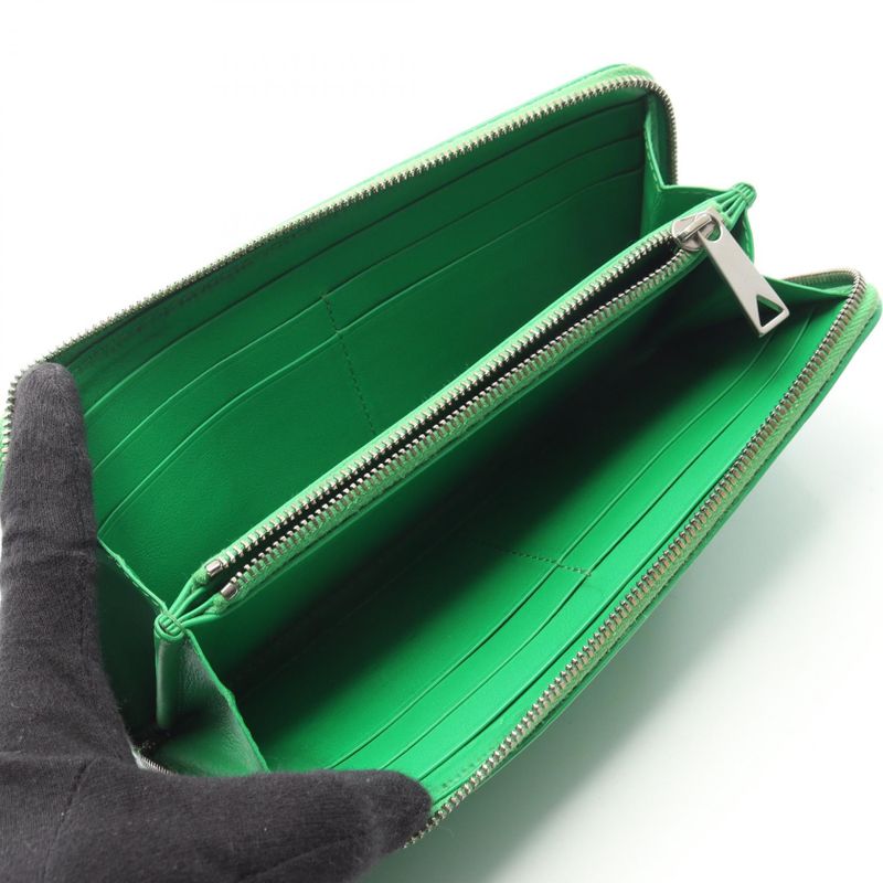 Bottega Veneta Round Long Wallet Intrecciato Green Leather — view 3