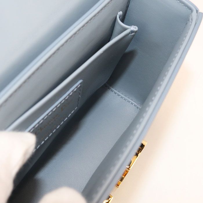 Dior Box Bag 30 Montagne Crossbody Cuff — view 5