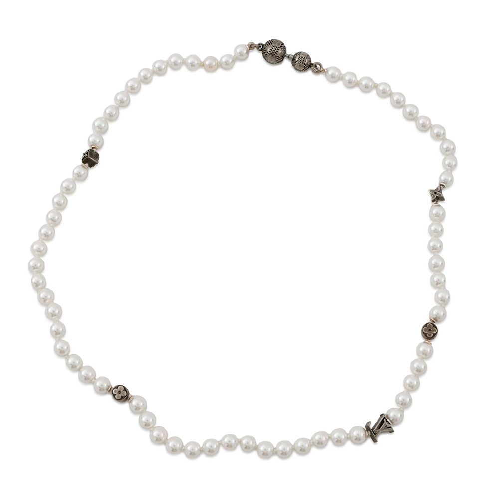 Louis Vuitton Necklace Monogram Slim Pearl Faux — view 3
