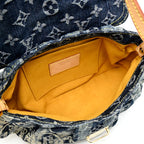Louis Vuitton Shoulder Bag — view 6