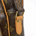 Louis Vuitton Amazon Monogram Shoulder Bag Canvas — view 9