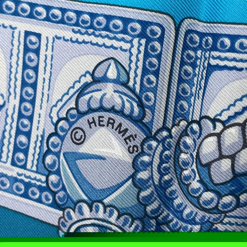 Hermes Scarf Silk Carre 90 Ceintures Et Liens Belt And Strap Blue Box — view 9