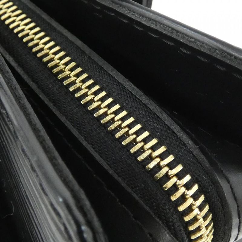 Louis Vuitton Epi Croisette PM Shoulder Bag — view 7