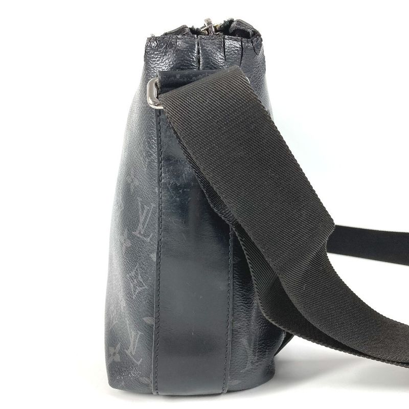 Louis Vuitton Shoulder Bag Messenger-odyssey PM Monogram Eclipse Canvas — view 6