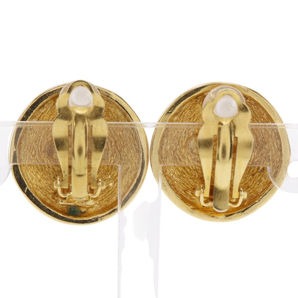 Chanel Coco Mark Quilted Vintage Gold Plated 22.0 g Earrings — view 2