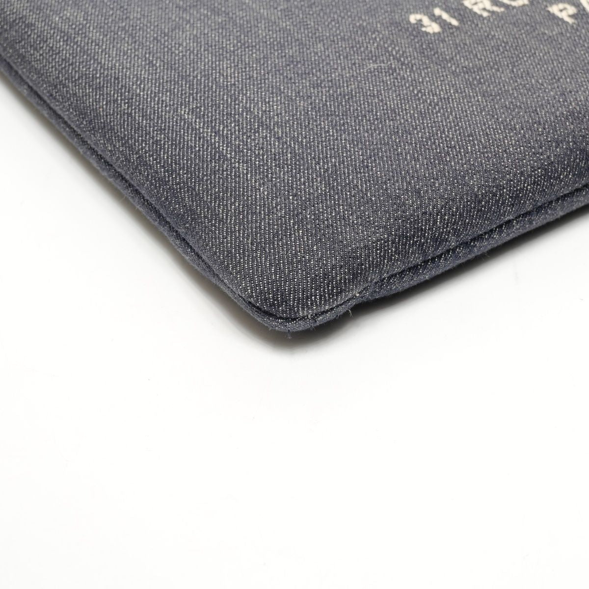 Chanel Clutch 21 Denim Logo — view 5