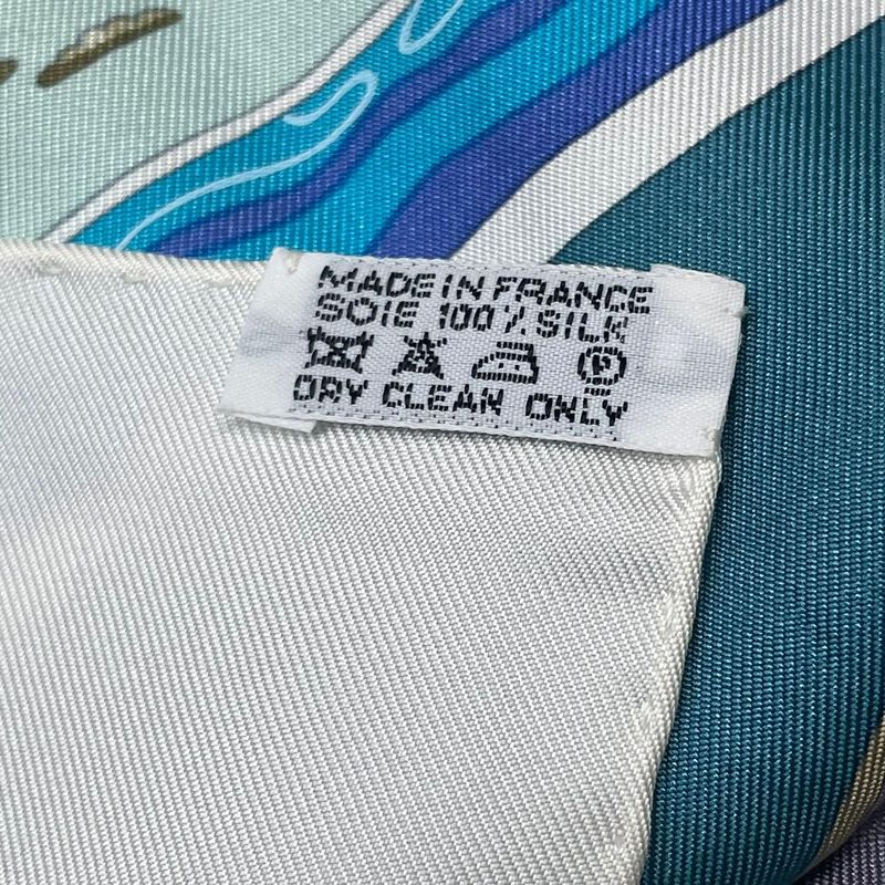 Hermes Carre 90 Scarf Silk Soie Li Love For Multicolor — view 9