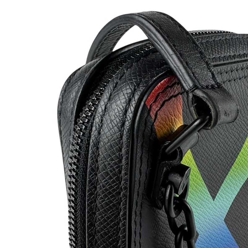 Louis Vuitton Shoulder Bag Danube Messenger — view 7