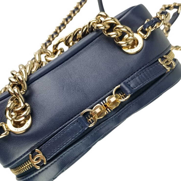 Chanel Shoulder Bag Small Vanity Case As1513 Navy Lambskin Chain — view 8