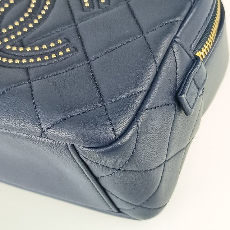 Chanel Shoulder Bag Small Vanity Case As1513 Navy Lambskin Chain — view 7