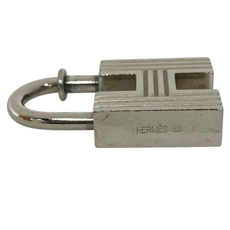 Hermes First Step Of A New Century Cadena Padlock 2000 Limited H Motif Charm — view 6