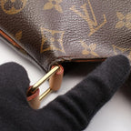 Louis Vuitton Shoulder Bag Musette Monogram Leather — view 9