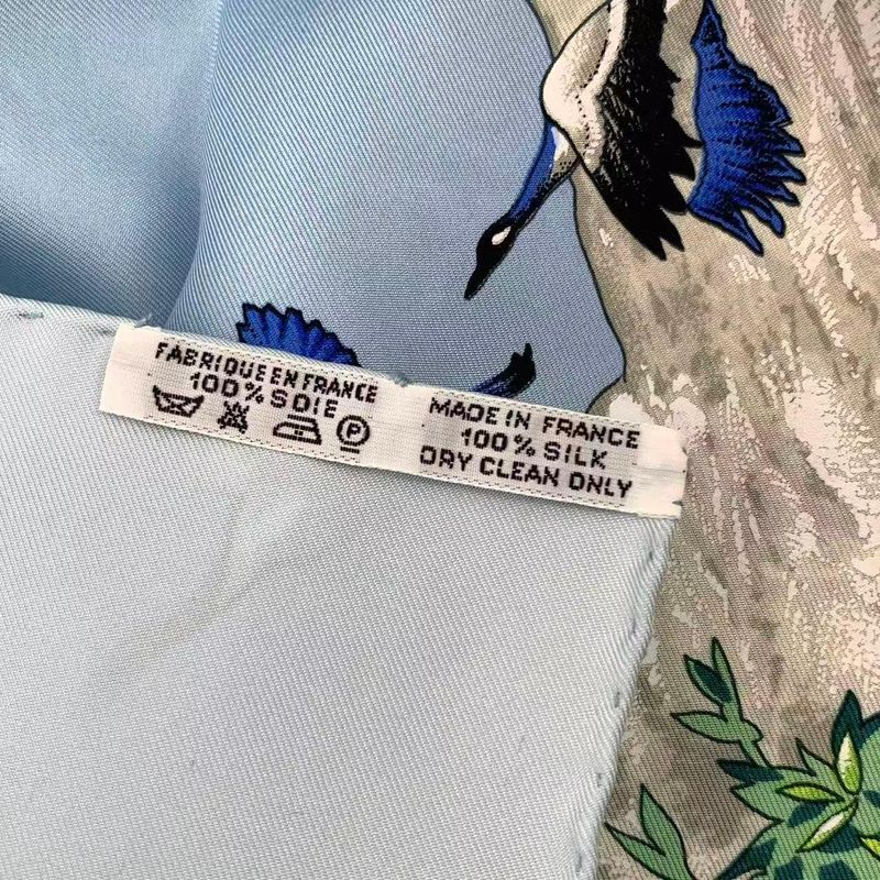 Hermes Scarf Carre 90 Silk Sichuan Blue Box — view 9