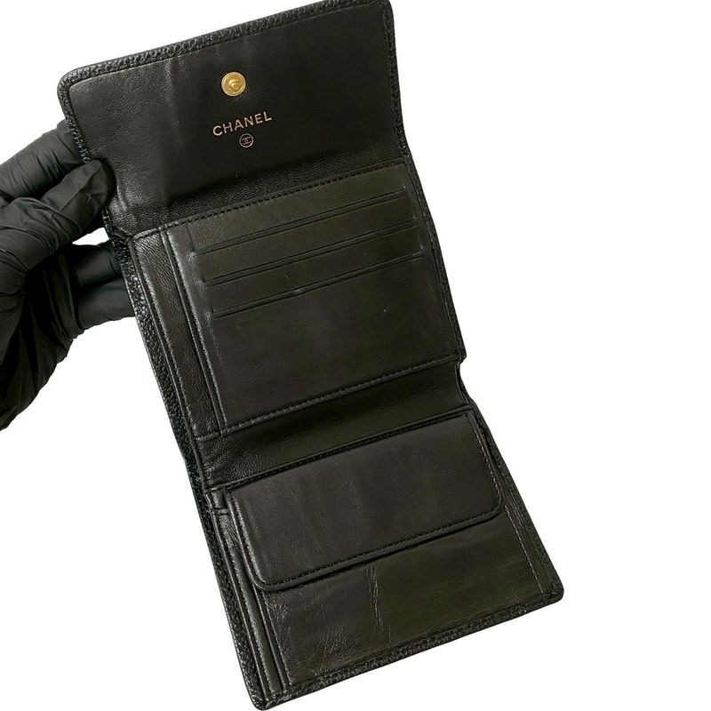 Chanel Vintage Coco Mark Caviar Leather Trifold — view 7