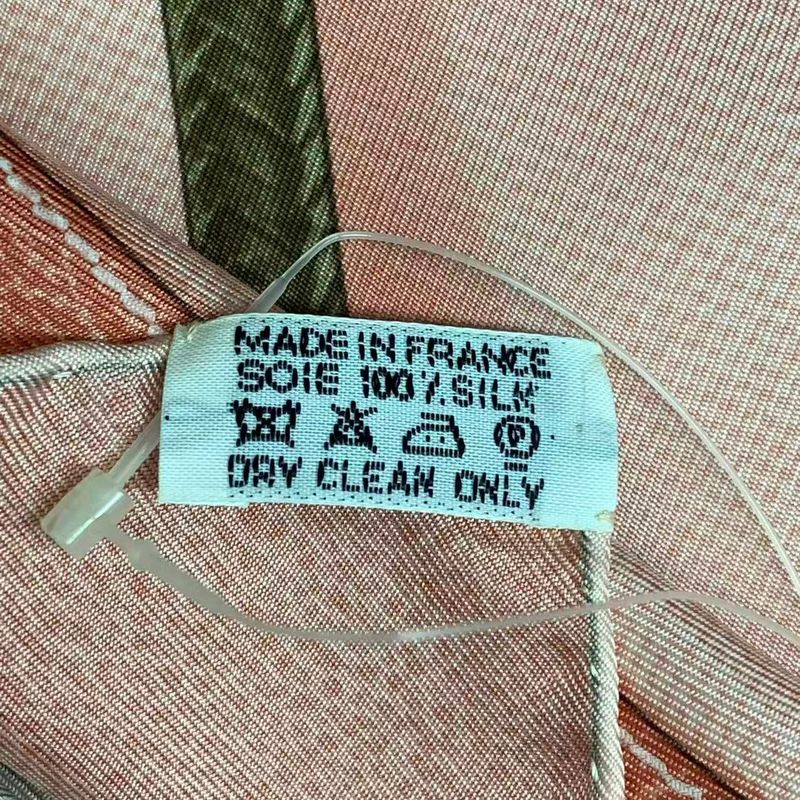 Hermes Carre 90 100% Silk Scarf Projets Carres Planning Power Pink Box — view 7