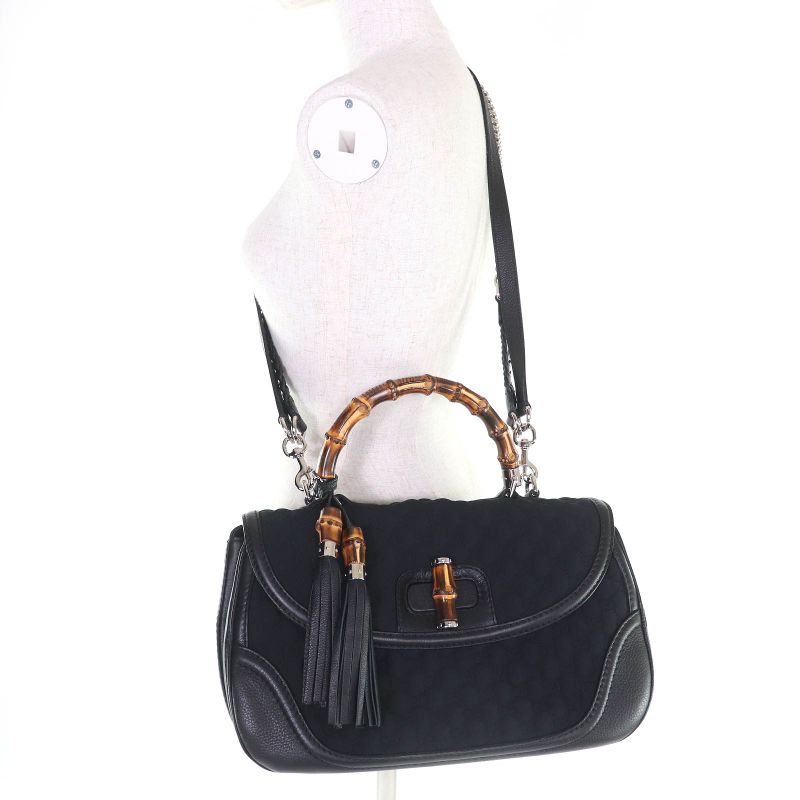 Gucci Leather Microshima Nu-banbu 2-Way Handbag Chain Shoulder Bag — view 9