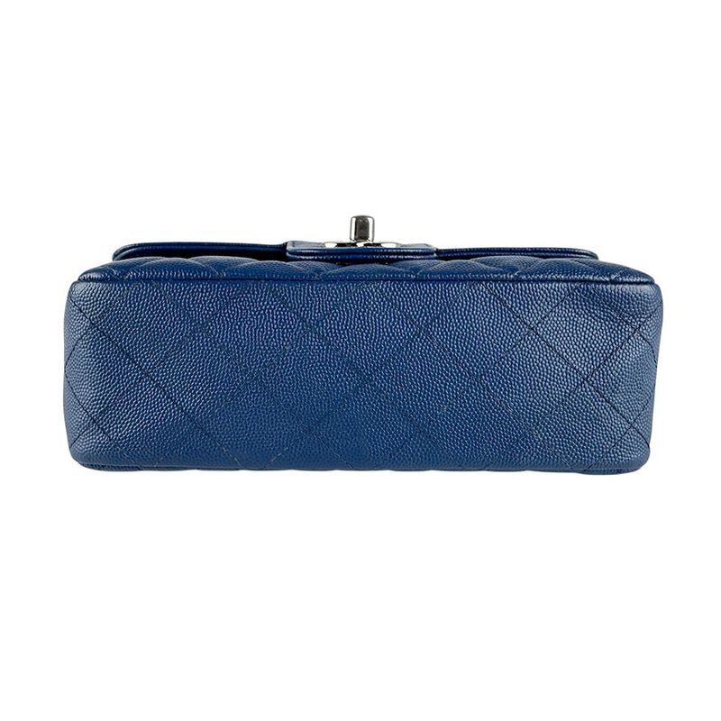 Chanel Shoulder Bag Quilted — view 5