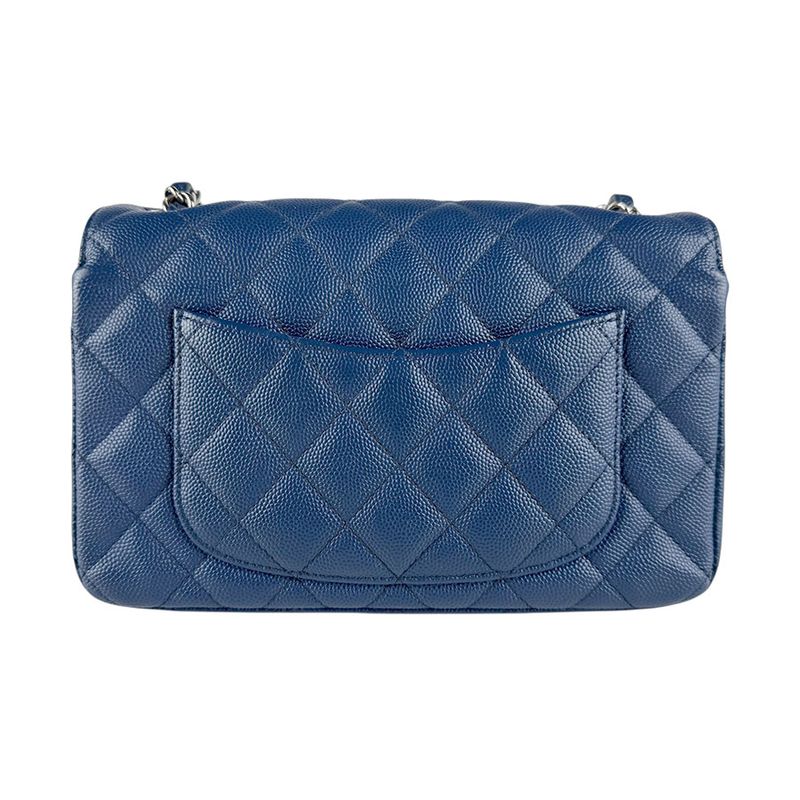 Chanel Shoulder Bag Quilted — view 4