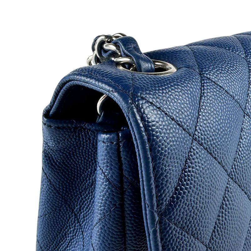 Chanel Shoulder Bag Quilted — view 7