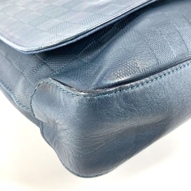 Louis Vuitton Shoulder Bag District PM Damier Infini Leather Navy — view 7
