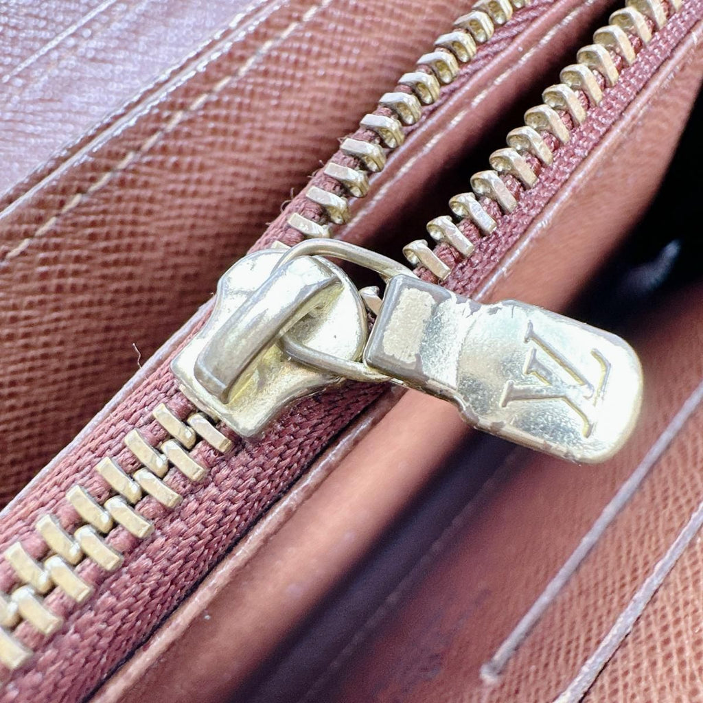 Louis Vuitton Monogram Zippy Wallet Round Zipper Long — view 6