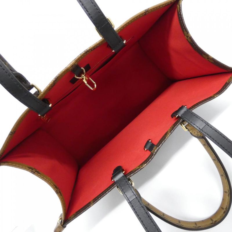 Louis Vuitton Monogram Giant On The Go MM Bag — view 9