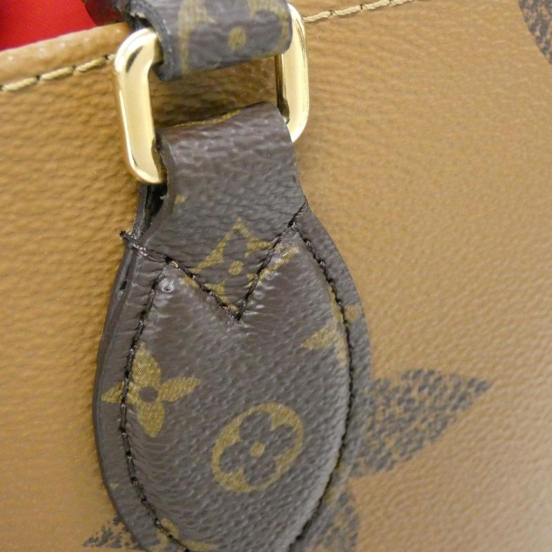 Louis Vuitton Monogram Giant On The Go MM Bag — view 5